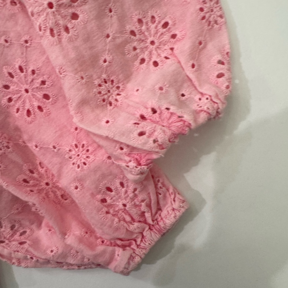 Fate Sweater with pink eyelet sleeves Size Small - Picture 9 of 10